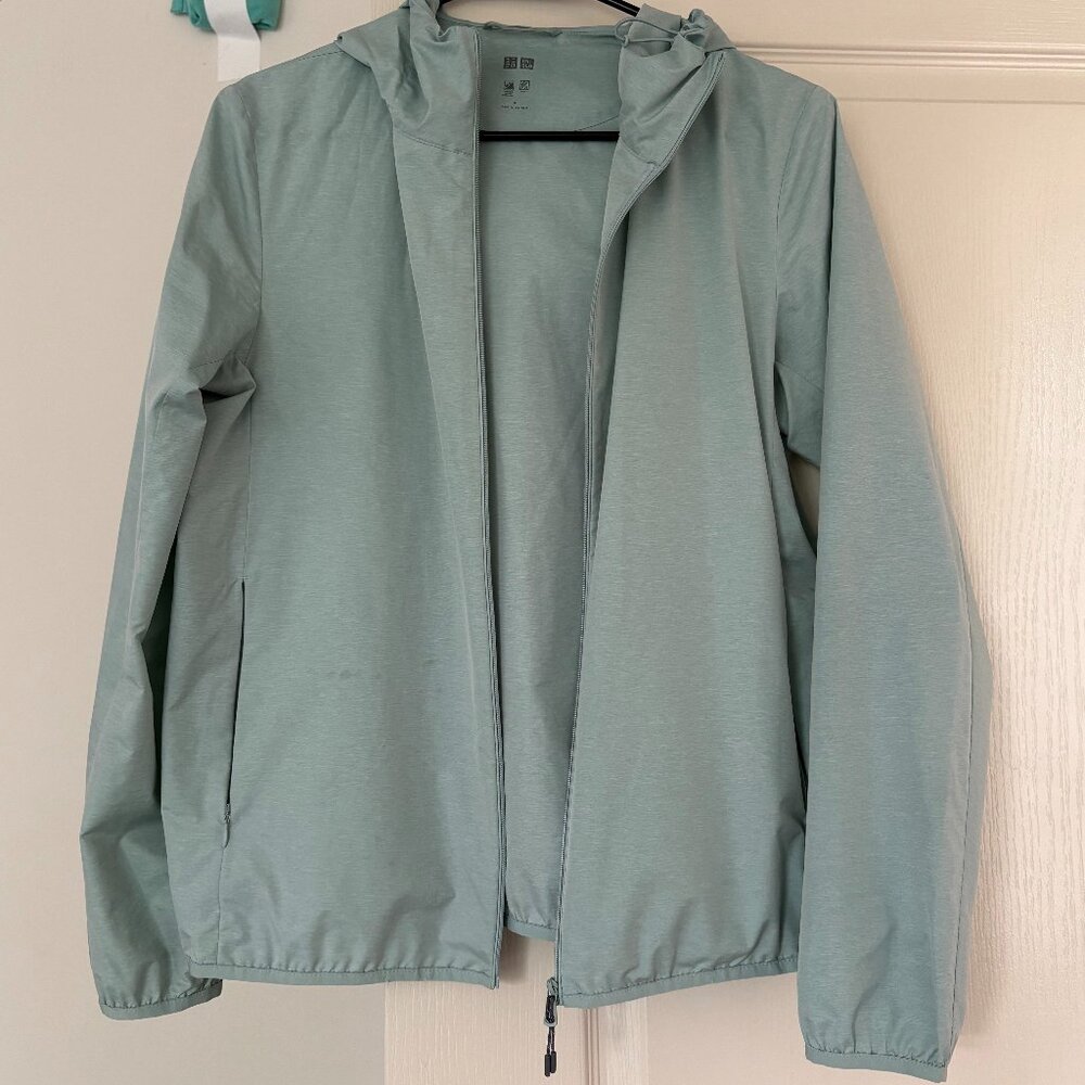 Uniqlo Pocketable UV Protection Parka